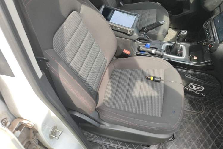 Used Cowin X3 2017 1.6L Manual Luxury Edition China V Standard Right Front Seat