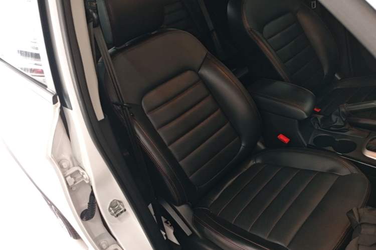 Used Cowin X3 2017 1.6L CVT Enthusiast Edition China V Standard Right Front Seat