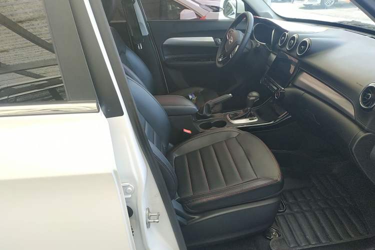 Used Cowin X3 2017 1.6L CVT Enthusiast Edition China V Standard Right Front Seat