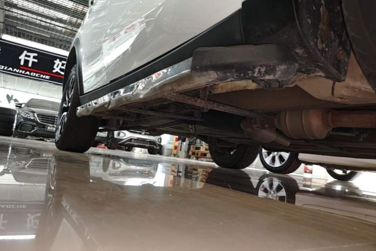 Used Cowin X3 2017 1.6L CVT Enthusiast Edition China V Standard Right Side Sill