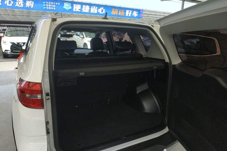 Used Cowin X3 2017 1.6L CVT Enthusiast Edition China V Standard Trunk