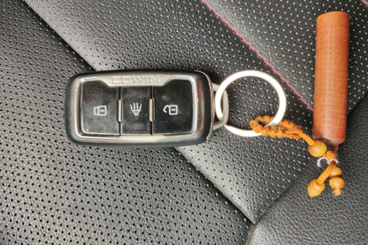 Used Cowin X3 2017 1.6L CVT Enthusiast Edition China V Standard Vehicle Key