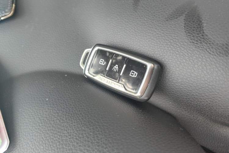 Used Cowin X3 2017 1.6L Manual Enthusiast Edition China V Standard Vehicle Key