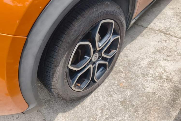 Used Cowin X3 2017 1.6L CVT Luxury Edition China V Standard Left Front Wheel Hub