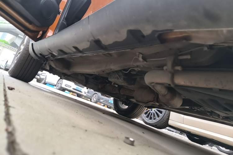 Used Cowin X3 2017 1.6L CVT Enthusiast Edition China V Standard Left Side Sill