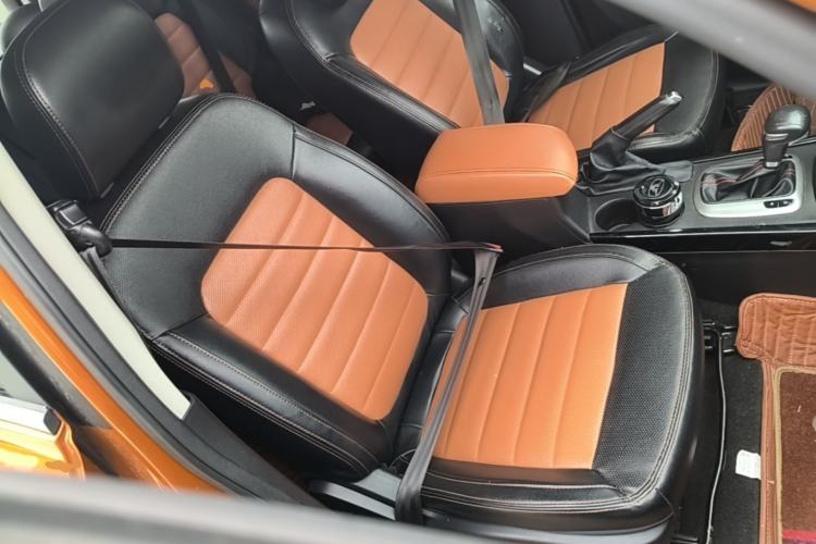 Used Cowin X3 2017 1.6L CVT Enthusiast Edition China V Standard Right Front Seat