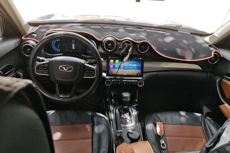 Used Cowin X3 2018 1.6L CVT Zhiyao Edition China V Standard Center Console
