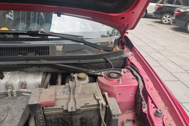 Used Cowin X3 2018 1.6L CVT Zhiyao Edition China V Standard Engine Bay Left