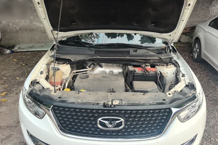 Used Cowin X3 2018 1.6L CVT Zhiyao Edition China V Standard Engine Bay