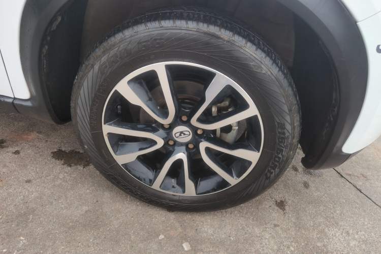 Used Cowin X3 2018 1.6L CVT Zhiyao Edition China V Standard Exterior 1