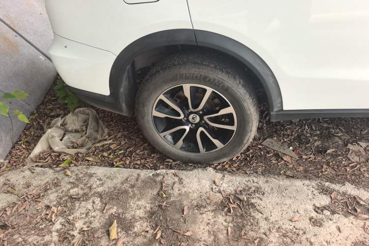 Used Cowin X3 2018 1.6L CVT Zhiyao Edition China V Standard Exterior 2
