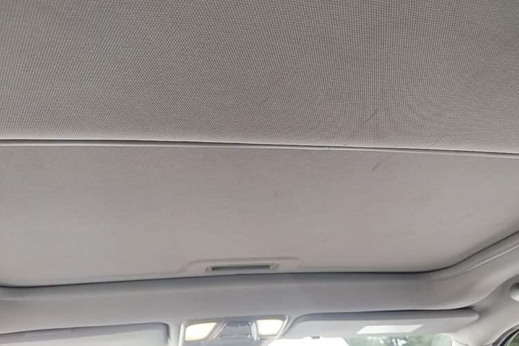 Used Cowin X3 2018 1.6L CVT Zhiyao Edition China V Standard Headliner