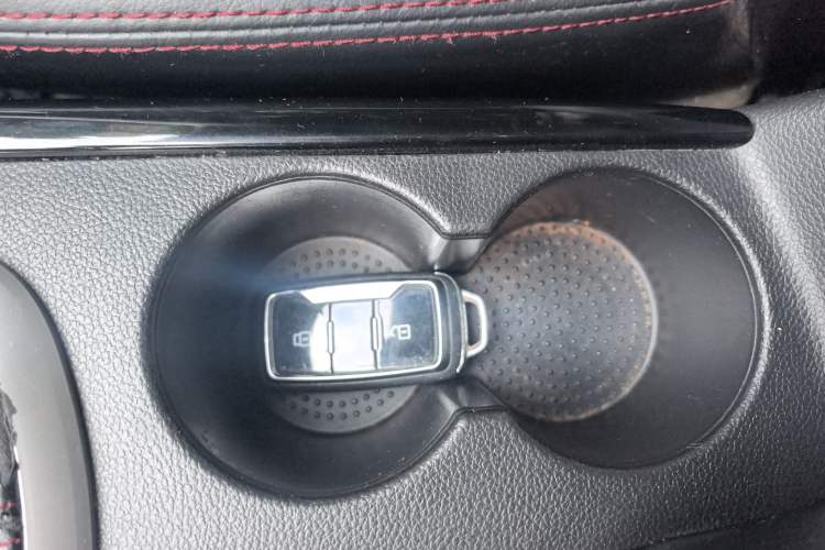 Used Cowin X3 2018 1.6L CVT Zhiyao Edition China V Standard Interior 1
