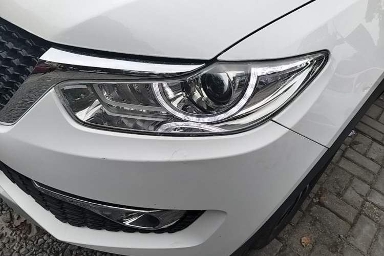 Used Cowin X3 2018 1.6L CVT Zhiyao Edition China V Standard Left Front Headlight