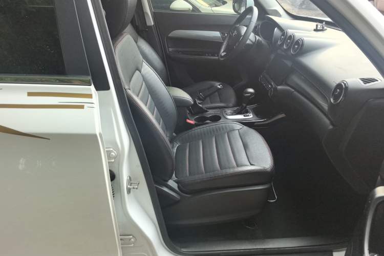 Used Cowin X3 2018 1.6L CVT Zhiyao Edition China V Standard Right Front Seat