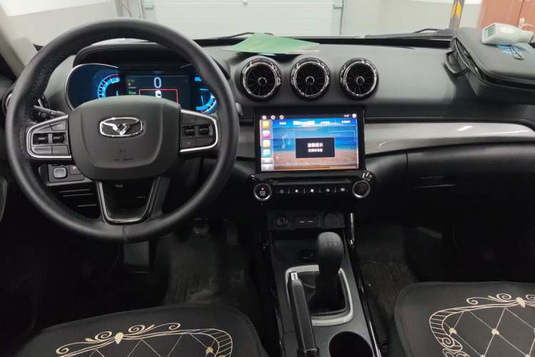 Used Cowin X3 2019 1.5L Manual Smart Edition Center Console