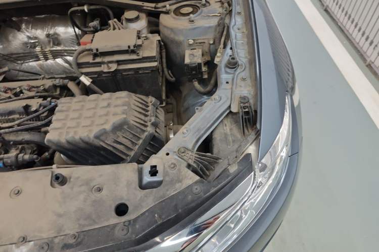 Used Cowin X3 2019 1.5L Manual Smart Edition Engine Bay Left