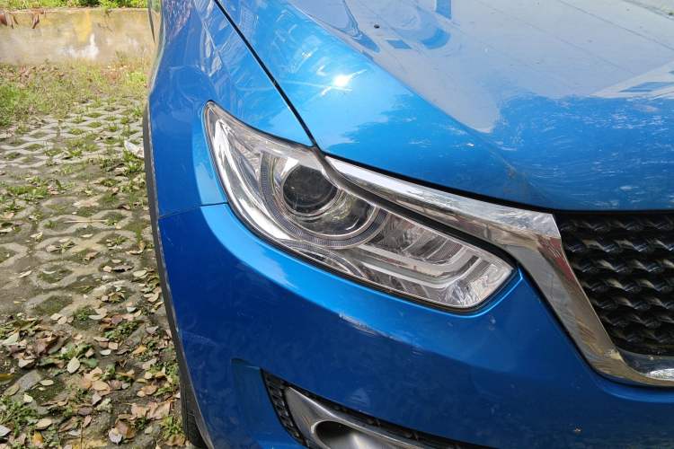 Used Cowin X3 2019 1.5L Manual Smart Edition Right Front Headlight