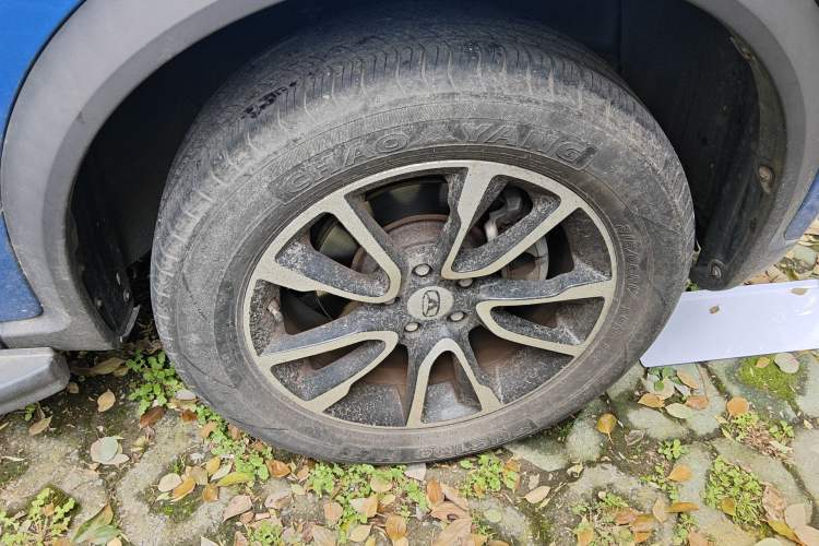 Used Cowin X3 2019 1.5L Manual Smart Edition Right Front Wheel Hub