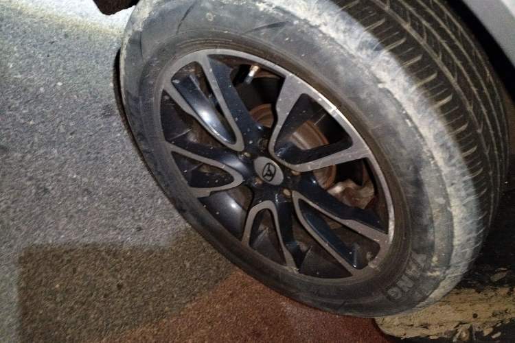 Used Cowin X3 2019 1.5L Manual Smart Edition Right Front Wheel Hub