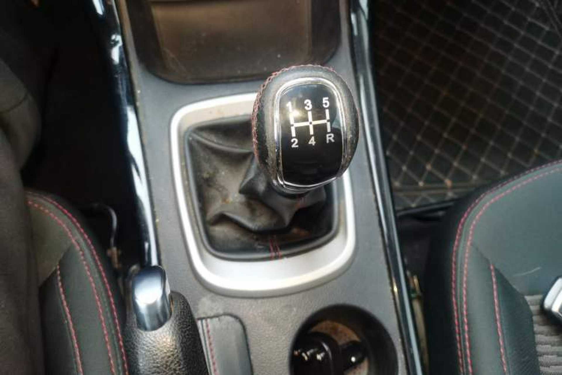 Used Cowin X3 2019 1.5L Manual Smart Edition Gear Lever