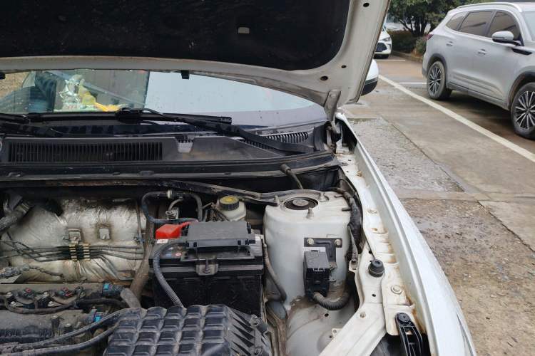 Used Cowin X3 2019 1.5L Manual Smart Edition Engine Bay Left