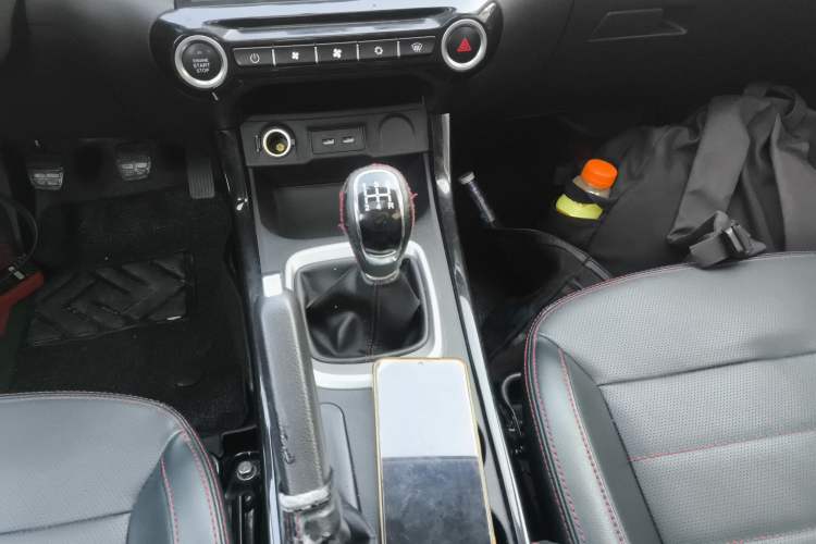 Used Cowin X3 2019 1.5L Manual Zhiyao Edition Gear Lever