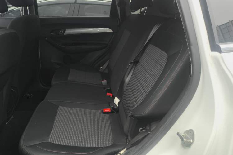 Used Cowin X3 2019 1.5L Manual Smart Edition Interior 4