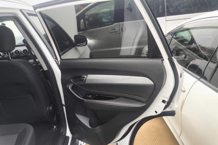 Used Cowin X3 2019 1.5L Manual Smart Edition Interior 6