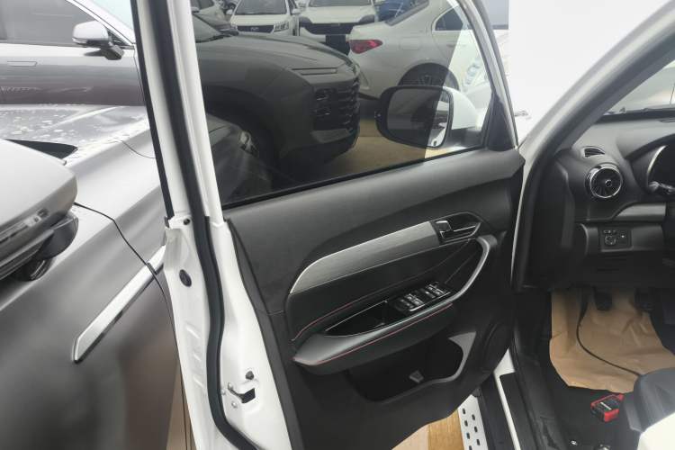 Used Cowin X3 2019 1.5L Manual Smart Edition Interior 7