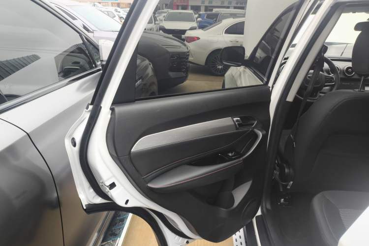Used Cowin X3 2019 1.5L Manual Smart Edition Interior 8
