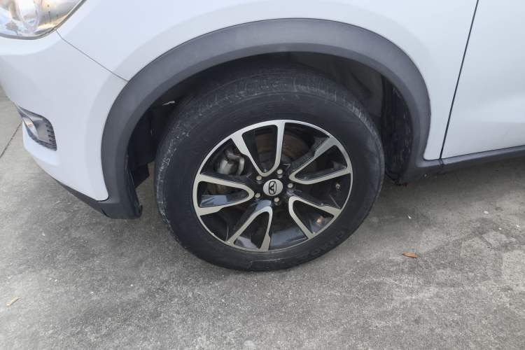 Used Cowin X3 2019 1.5L Manual Zhiyao Edition Left Front Wheel Hub