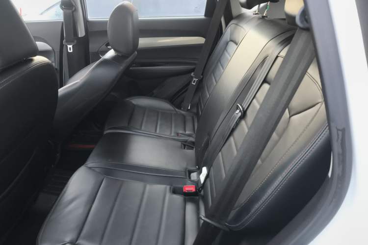 Used Cowin X3 2019 1.5L Manual Zhiyao Edition Left Rear Seat
