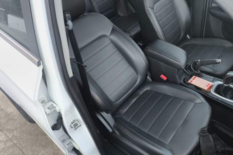 Used Cowin X3 2019 1.5L Manual Zhiyao Edition Right Front Seat