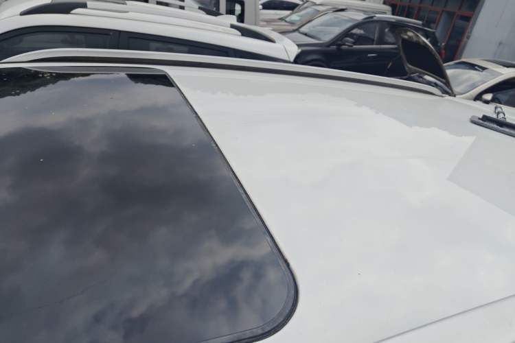 Used Cowin X3 2019 1.5L Manual Zhiyao Edition Roof