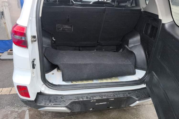 Used Cowin X3 2019 1.5L Manual Zhiyao Edition Trunk