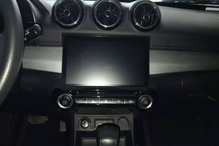 Used Cowin X3 2021 1.5T CVT ZhiZhen Edition Audio And AC Panel
