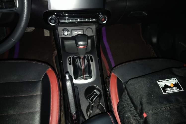Used Cowin X3 2021 1.5T CVT ZhiZhen Edition Gear Lever