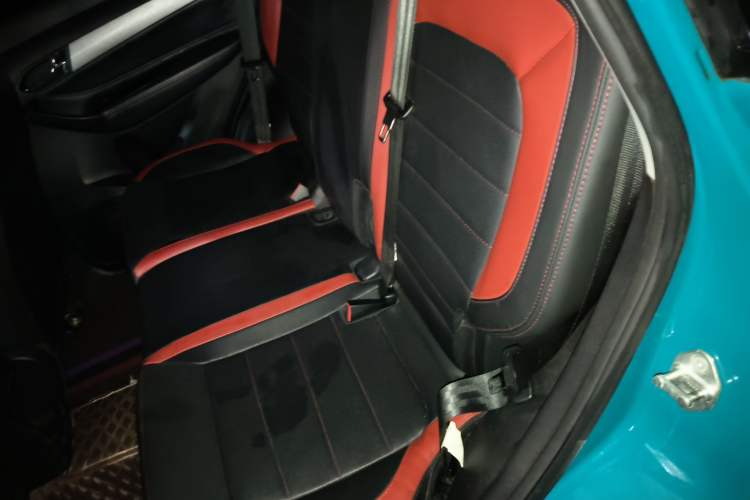 Used Cowin X3 2021 1.5T CVT ZhiZhen Edition Left Rear Seat