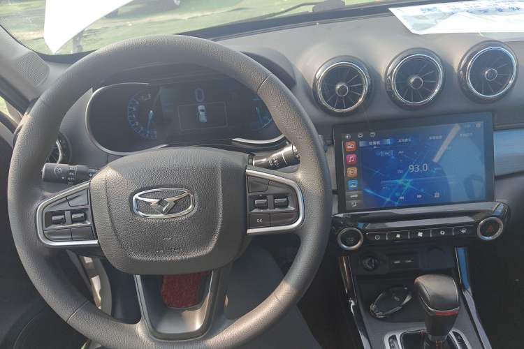 Used Cowin X3 2021 1.5T CVT ZhiZhen Edition Center Console