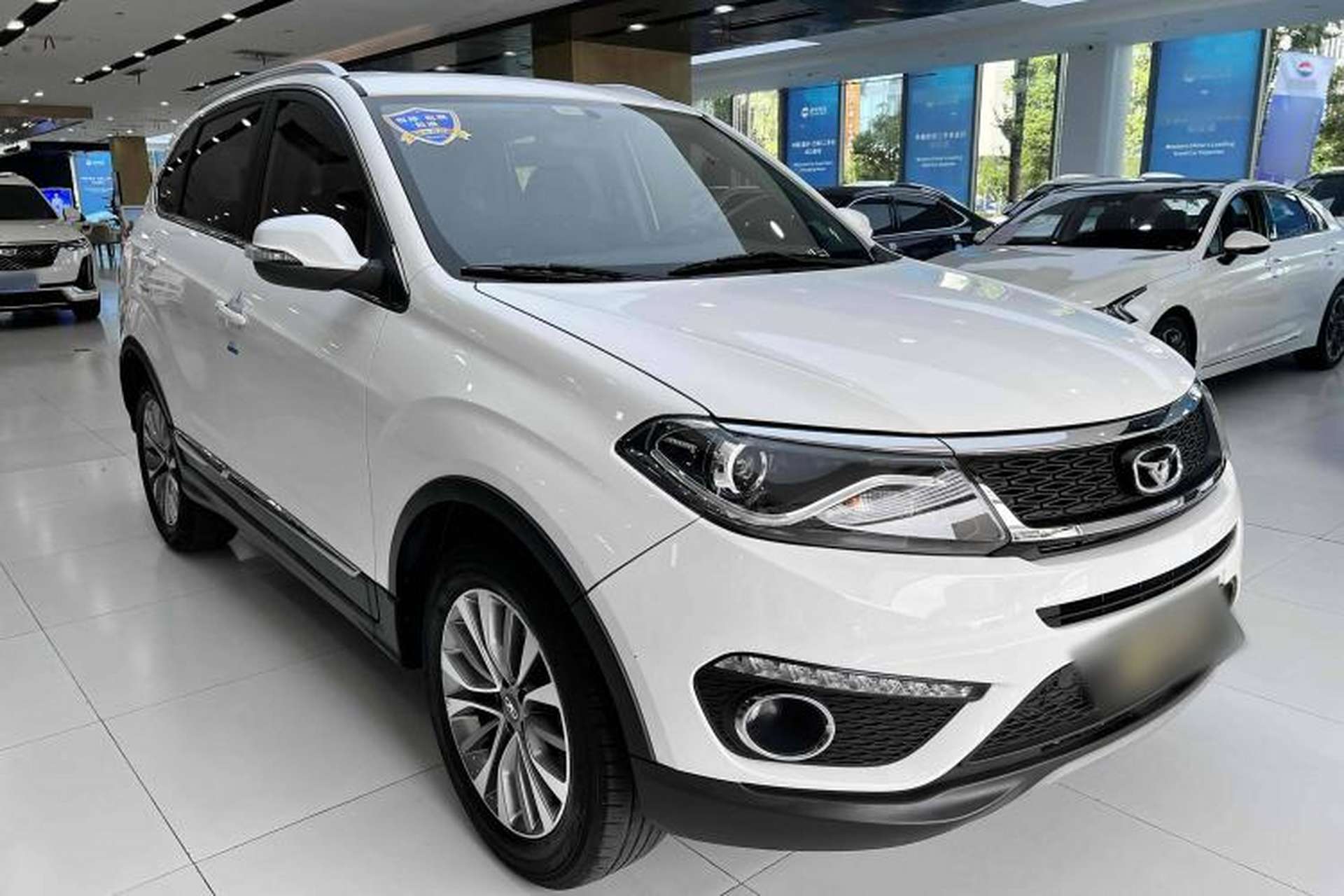 Used Cowin X5 2017 1.5T CVT Luxury Model Exterior 2
