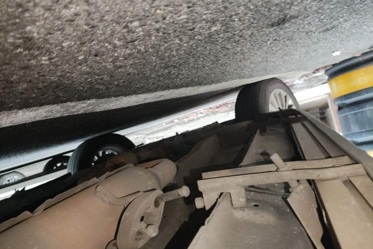 Used Cowin X5 2017 1.5T CVT Luxury Model Chassis Rear Left