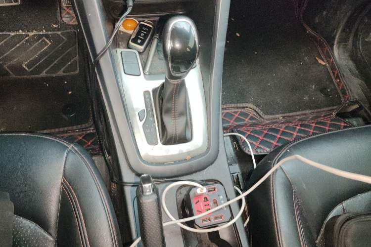 Used Cowin X5 2017 1.5T CVT Luxury Model Gear Lever