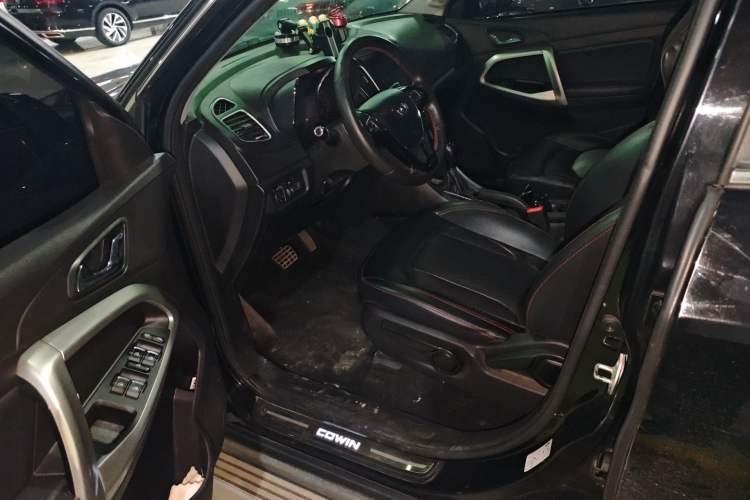 Used Cowin X5 2017 1.5T CVT Luxury Model Interior 2