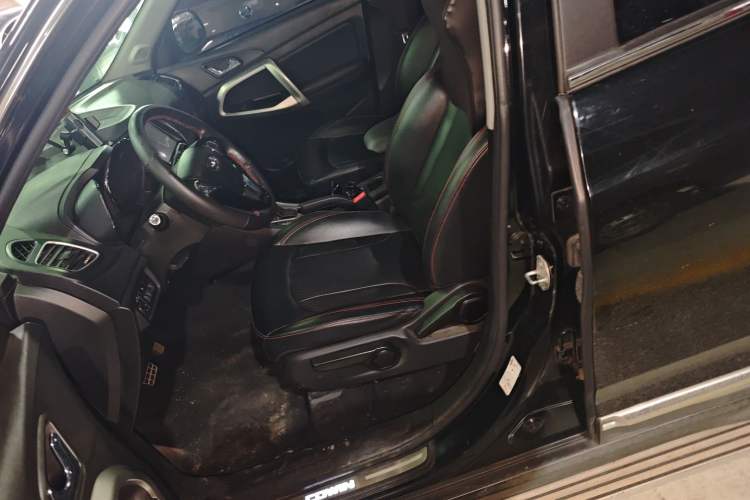 Used Cowin X5 2017 1.5T CVT Luxury Model Left Front Seat