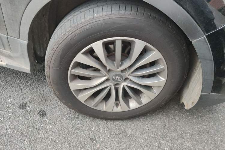 Used Cowin X5 2017 1.5T CVT Luxury Model Right Front Wheel Hub