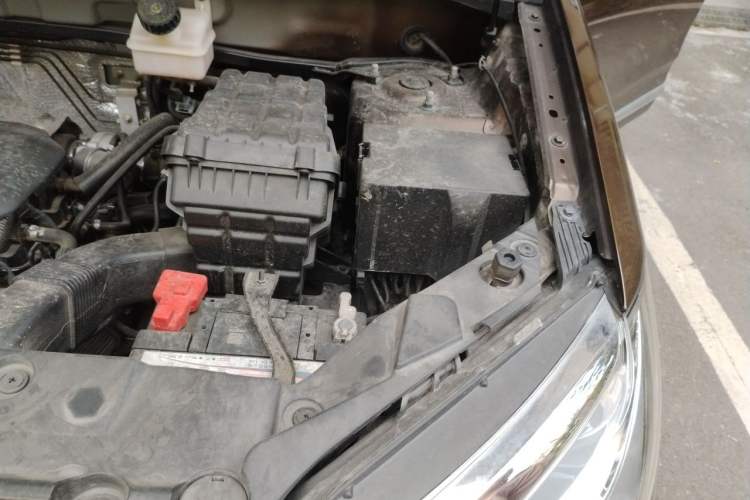 Used Cowin X5 2017 1.5T CVT Luxury Model Engine Bay Left