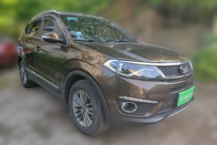Used Cowin X5 2017 2.0L Manual Luxury Version Front Right 45 Deg