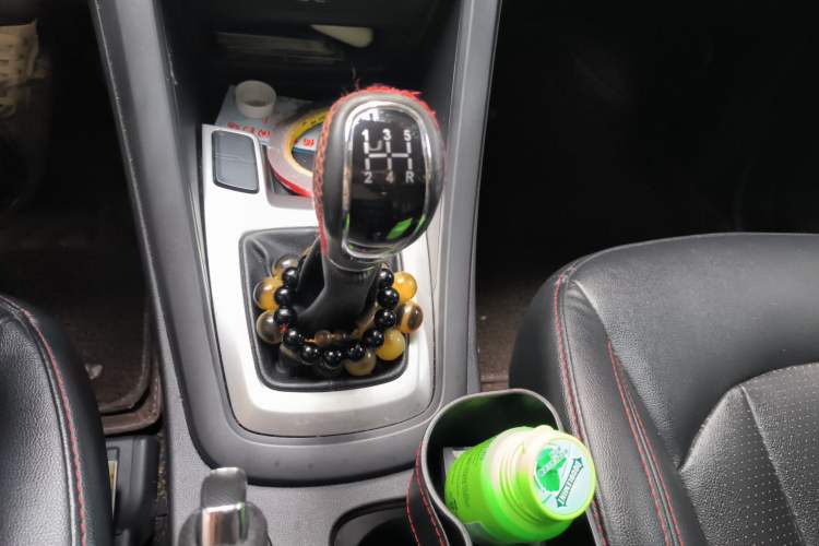 Used Cowin X5 2017 2.0L Manual Luxury Version Gear Lever