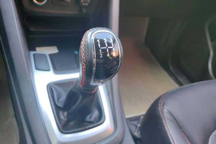 Used Cowin X5 2017 2.0L Manual Luxury Version Gear Lever